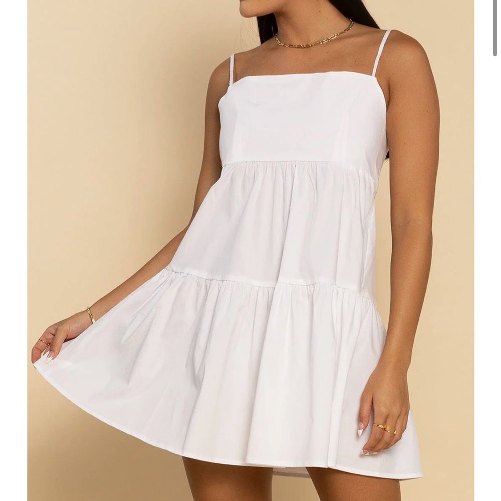 Shore tie back baby doll dress 🤍